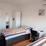 Apartment Opera City